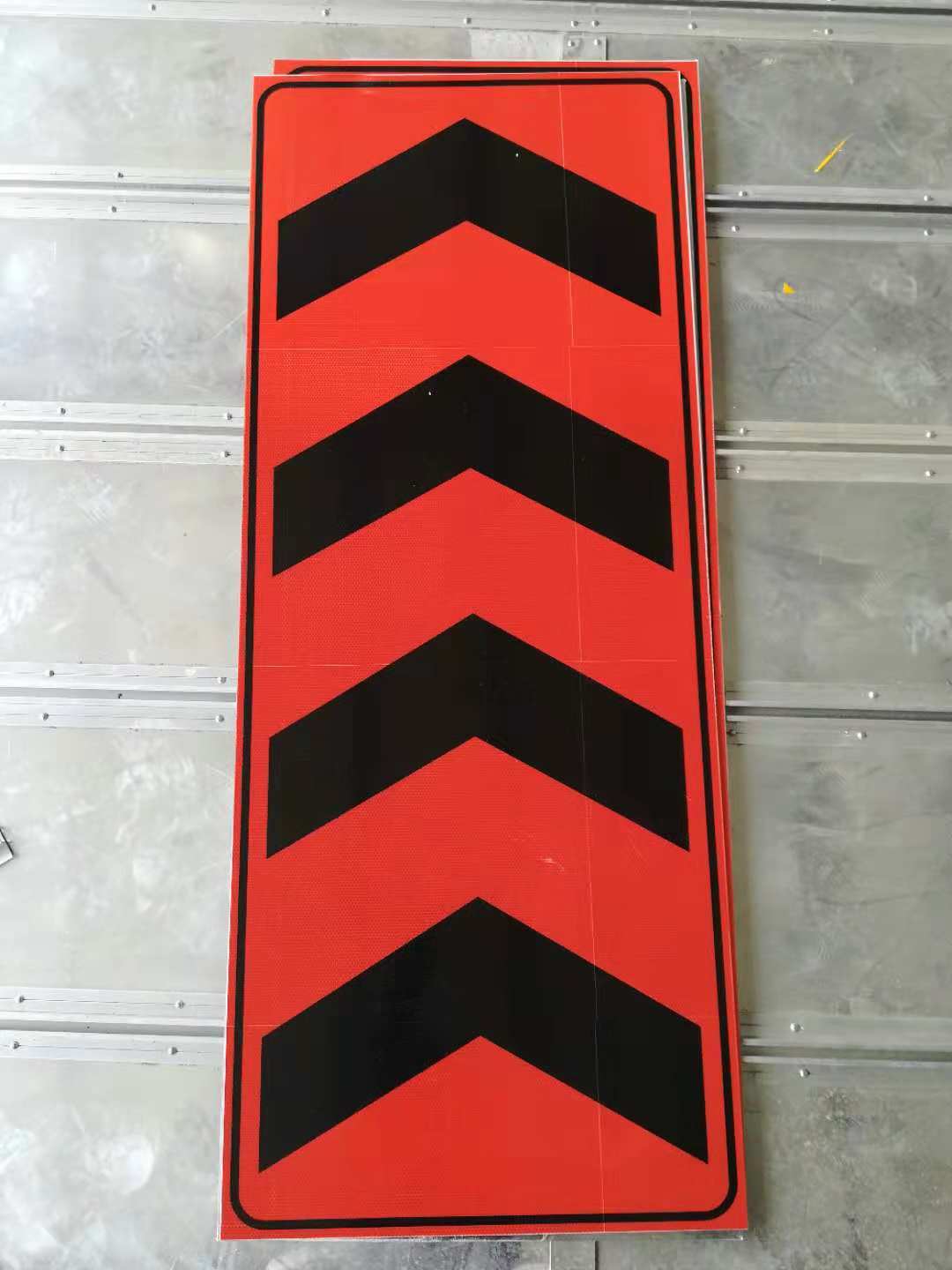 江西省政府常务会议完善体制机制守住底线:必一运动bsport体育